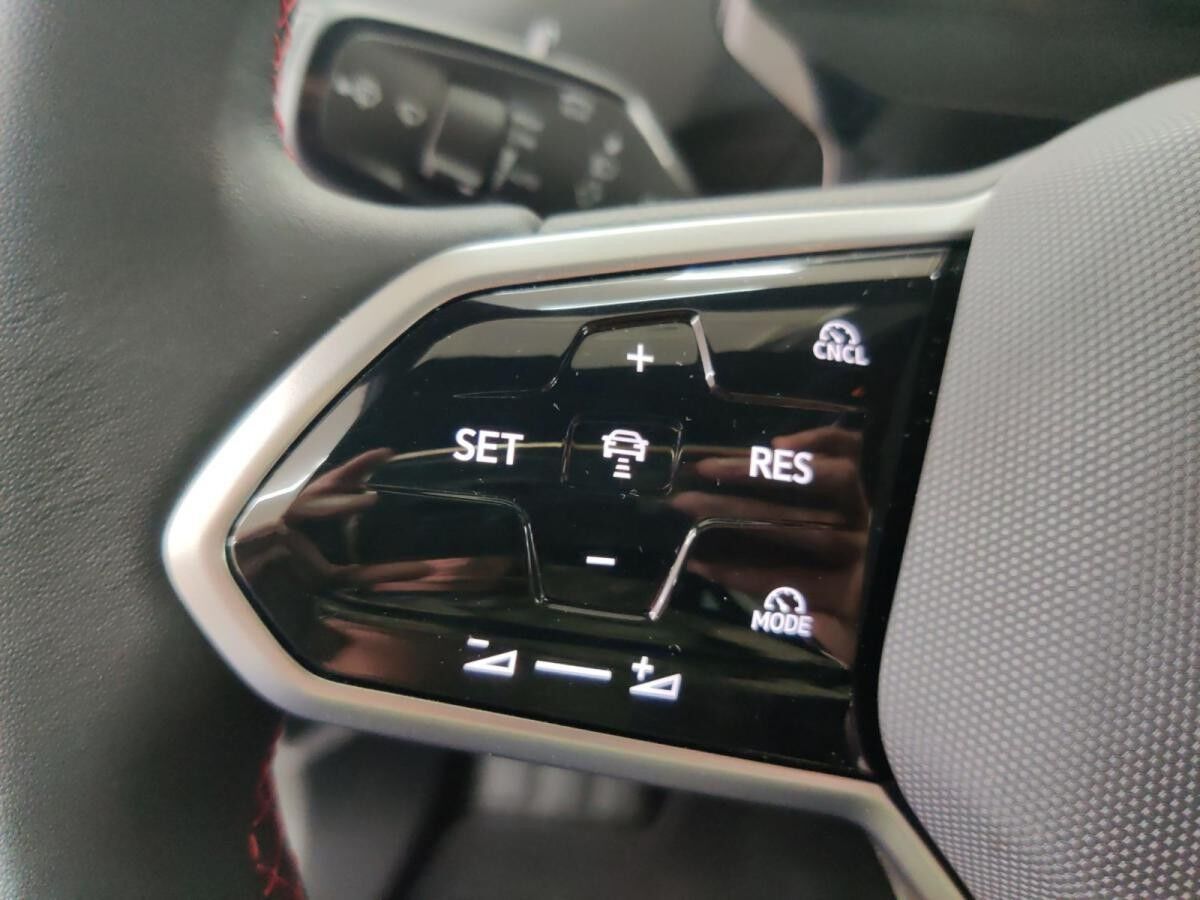 Volkswagen ID.4 GTX AHK/Matrix/HuD/Navi/RFK/Wärmepu/02.30Garantie