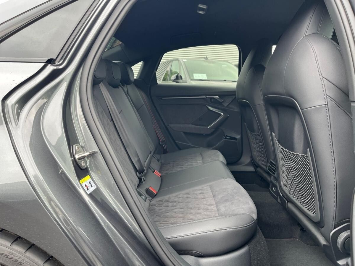 Audi RS3 RS 3 Limousine S-tronic | Head-Up,SONOS,360°