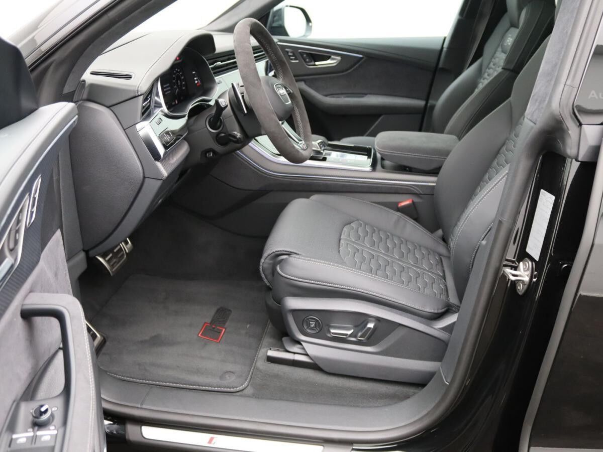 Audi RS Q8 SUV tiptronic | Pano,Head-Up,360°