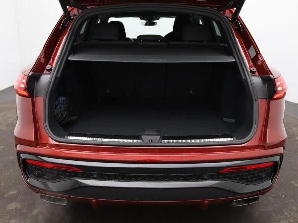 Audi Q5 SUV TFSI quattro S-tronic | Tech+,AHK,360°