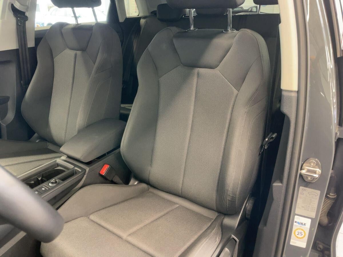 Audi Q3 45 TFSIe AHK Navi Kamera LED