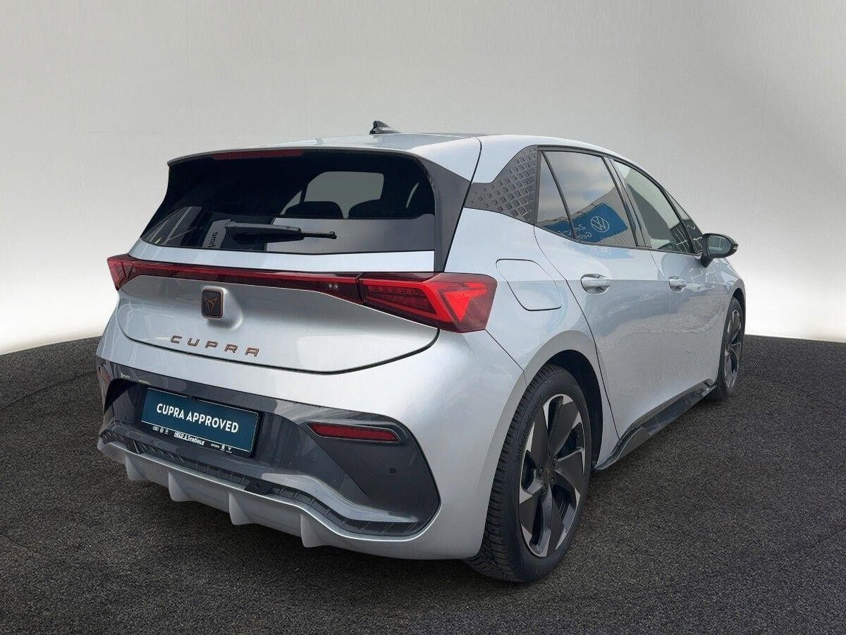 Cupra Born e-Boost electric R-KAM NAV LED WÄPU