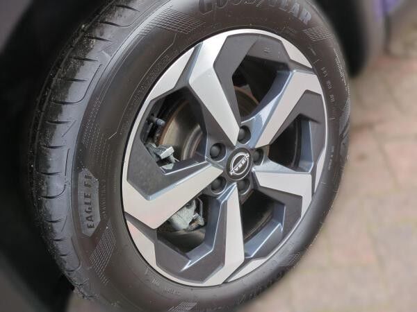 Nissan Qashqai 1.3 DIG-T MHEV 140 PS   N-Connecta