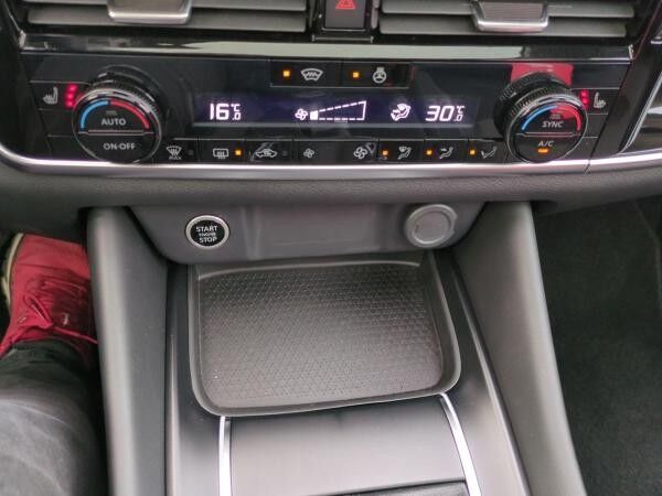 Nissan Qashqai 1.3 DIG-T MHEV 140 PS   N-Connecta