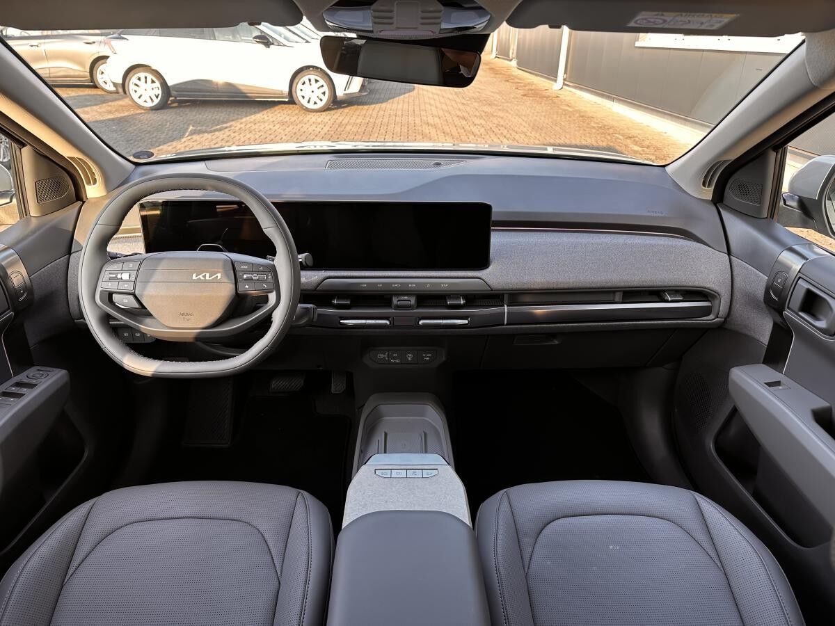 Kia EV3 81 kWh 150 kW Earth WIC BUS UPG DWP