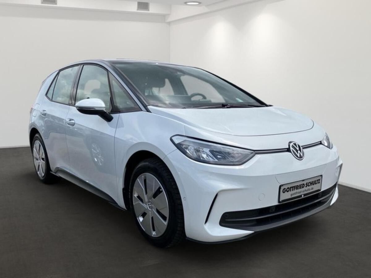 Volkswagen ID.3 Pro+rear view Climatronic Navi DAB+