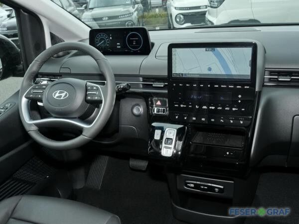 Hyundai STARIA PRIME PANO 360° SHZ LHZ LEDER 9-Sitzer
