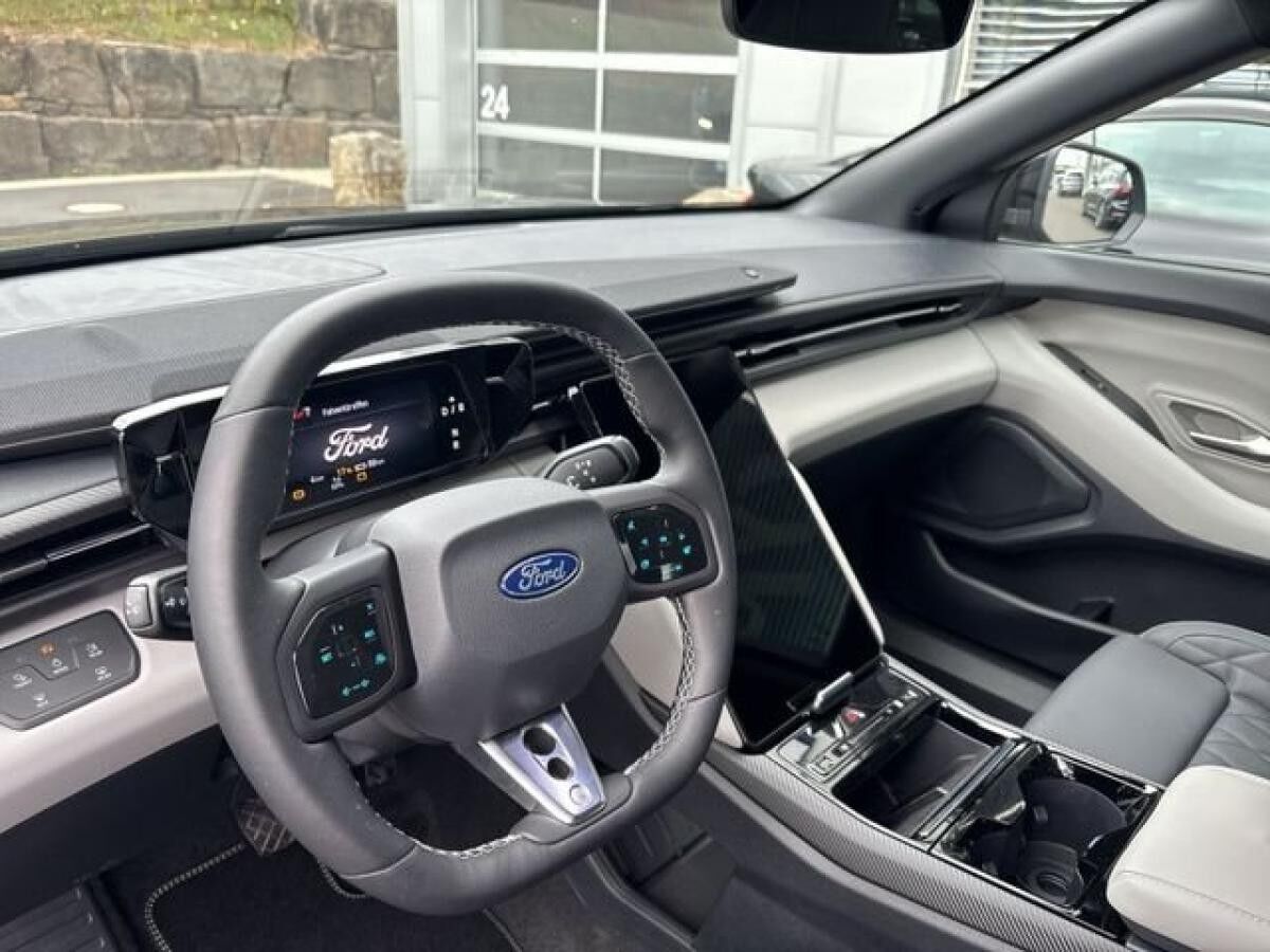 Ford Capri CAPRI 77KWH RWD PREMIUM #FAHRASSISTENZPAKET #MATRIX-LED