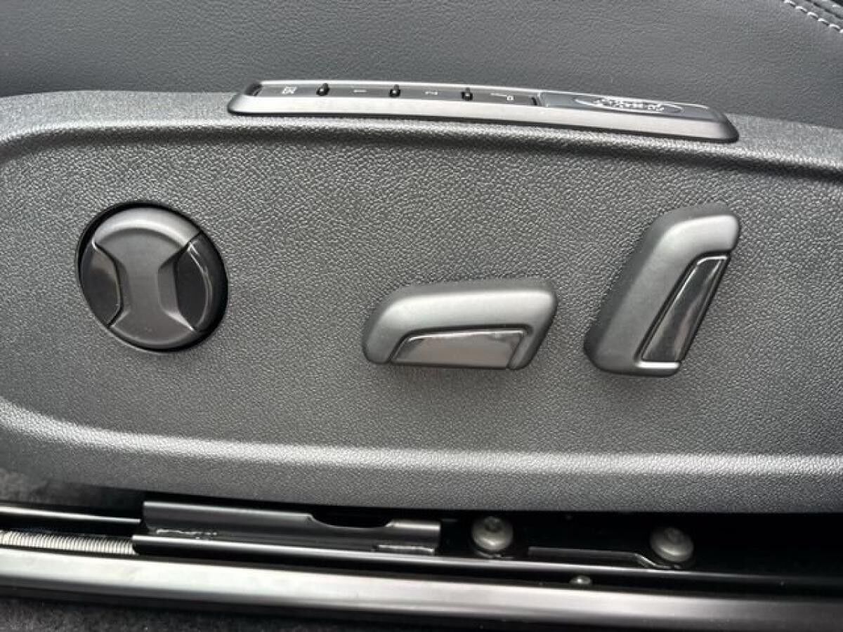 Ford Capri CAPRI 77KWH RWD PREMIUM #FAHRASSISTENZPAKET #MATRIX-LED