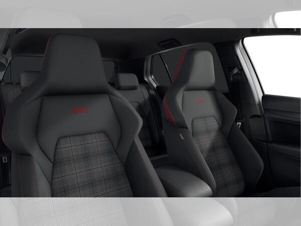 Volkswagen Golf GTI *Black Style* 19 AHK NAVI ACC KAMERA