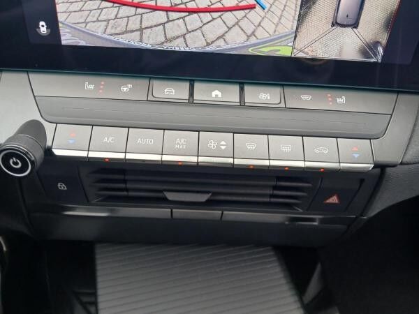 Opel Astra L 1.2T Schiebedach,WirelCharging,HeadUp