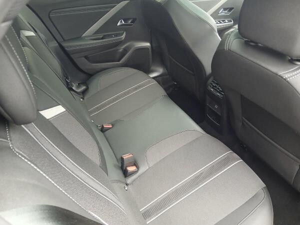 Opel Astra L 1.2T Schiebedach,WirelCharging,HeadUp