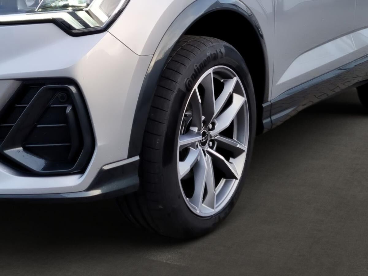 Audi Q3 Sportback 35 TFSI LED Scheinw. Rückf.kamera MMI Navi plus Sportsitze Sitzheizung