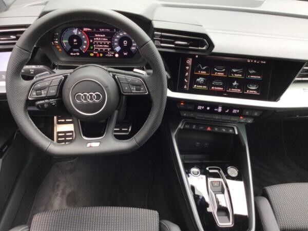 Audi A3 Sportback S line 45 TFSIe S tronic SONOS/SHZ