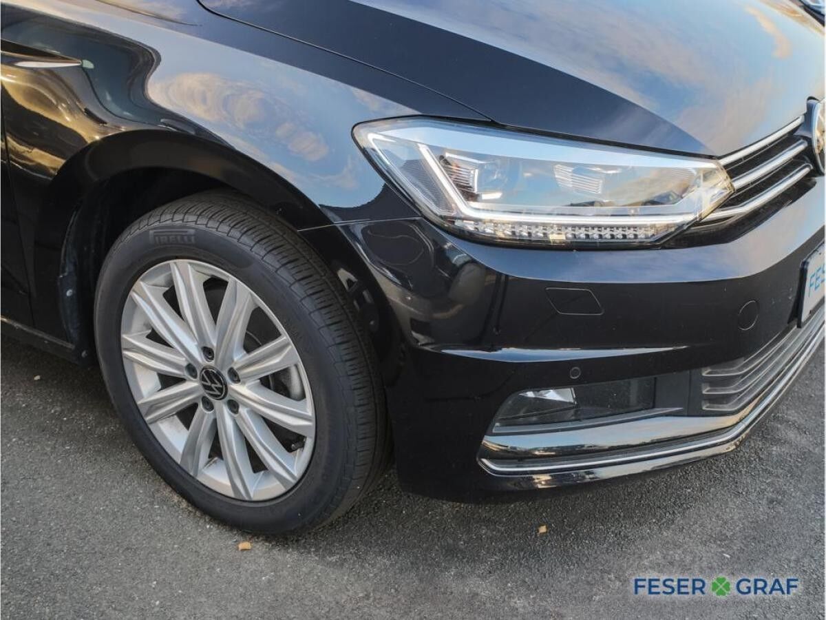 Volkswagen Touran Highline 2.0 TDI DSG Navi AHK Kamera LED