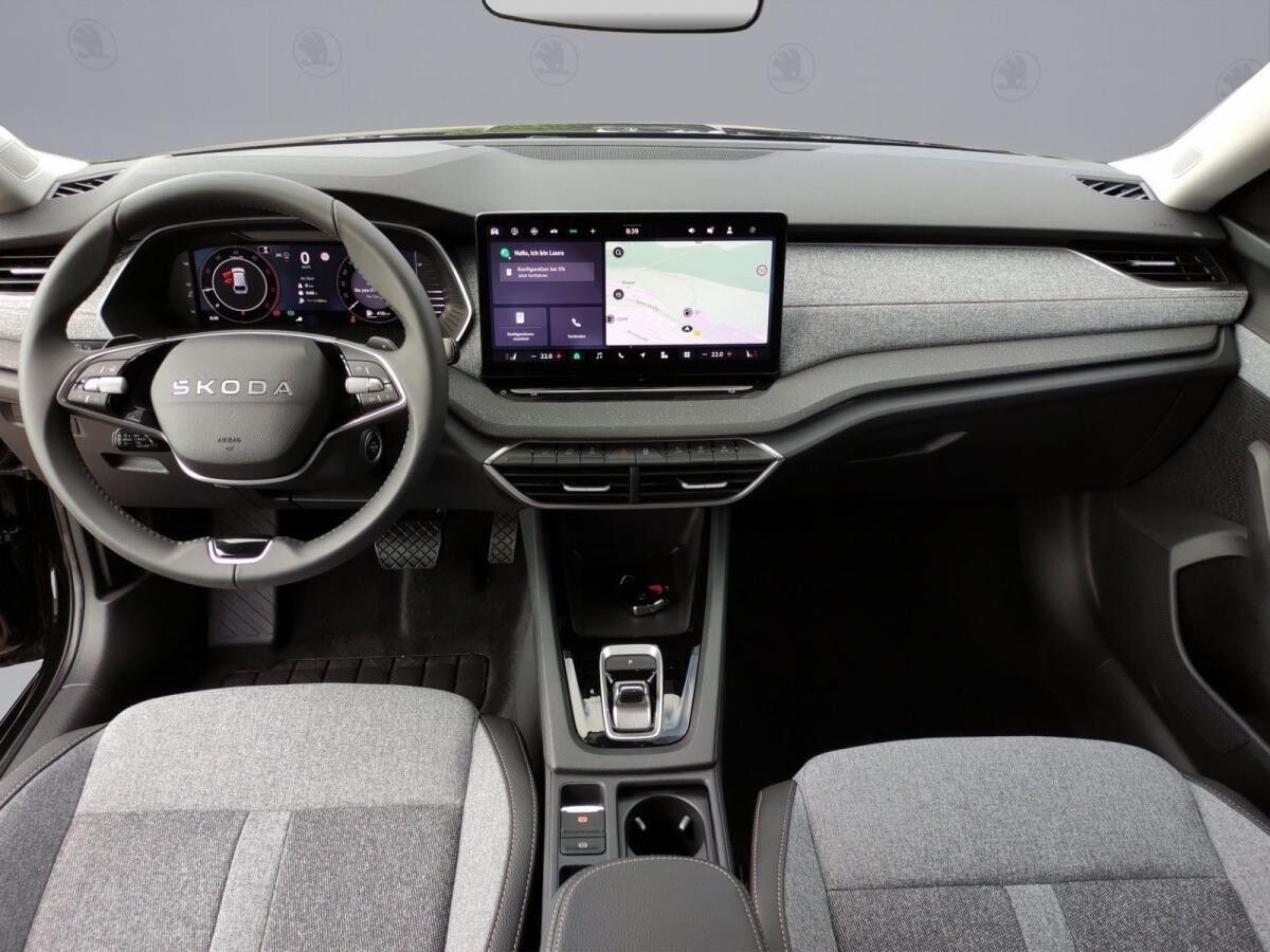 Skoda Octavia Combi Tour 2.0 TDI DSG AHK ACC RFK DAB