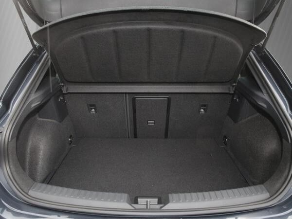 Seat Leon FR 1.5 eTSI / 7-Gang-DSG SLD