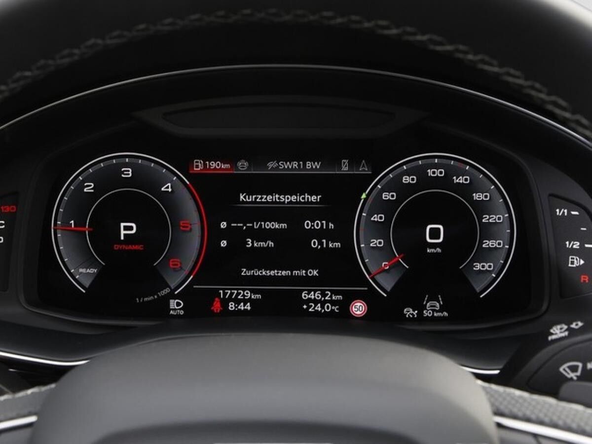 Audi Q7 50 TDI S line Matrix Panorama B&O Headup AHK Audi Q7 50 TDI S line Matrix Panorama B&O Headup AHK