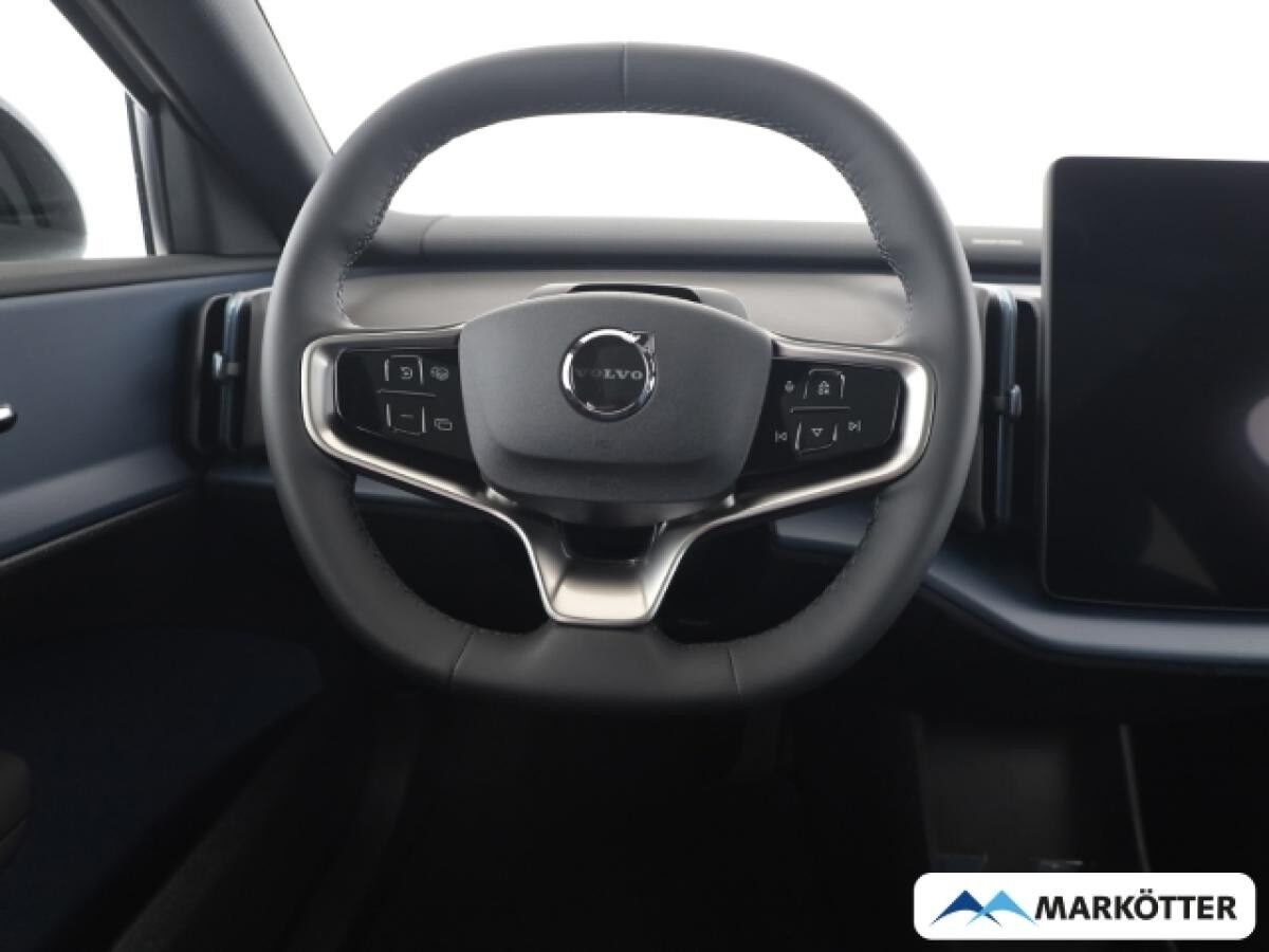 Volvo EX30 Cross Country Twin Motor Performance Ultra AWD