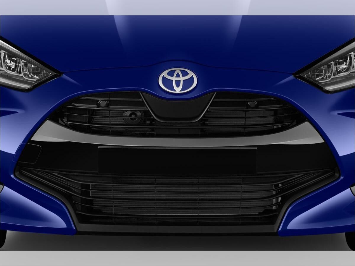 Toyota Yaris (XP21)