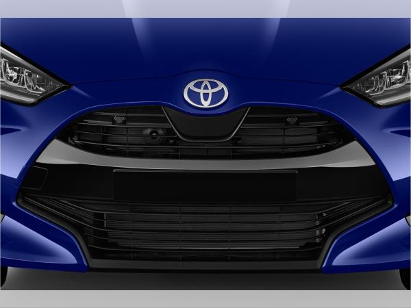 Toyota Yaris (XP21)