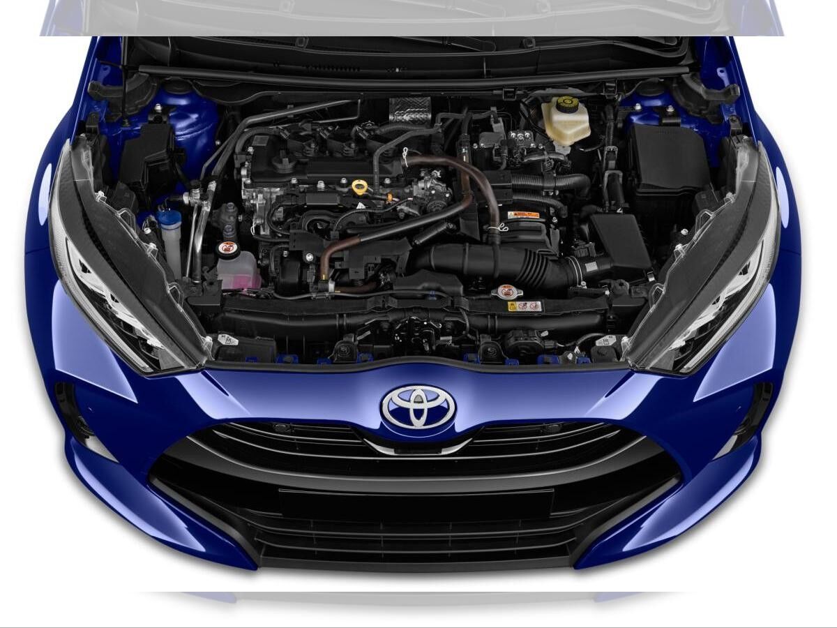 Toyota Yaris (XP21)