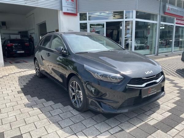 Kia Ceed 1.5 T-GDI Ultimate Edition, Style Paket, Rückfahrkamera