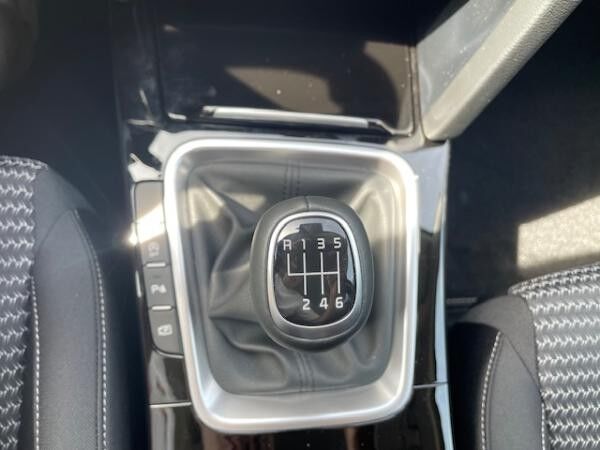 Kia Ceed 1.5 T-GDI Ultimate Edition, Style Paket, Rückfahrkamera