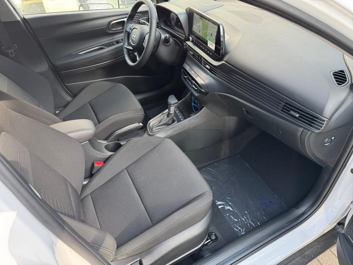 Hyundai BAYON FL 1.0 T-GDI (100 PS) 7-DCT Prime, Navi, LED