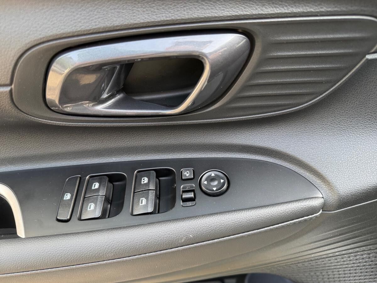 Hyundai BAYON FL 1.0 T-GDI (100 PS) 7-DCT Prime, Navi, LED