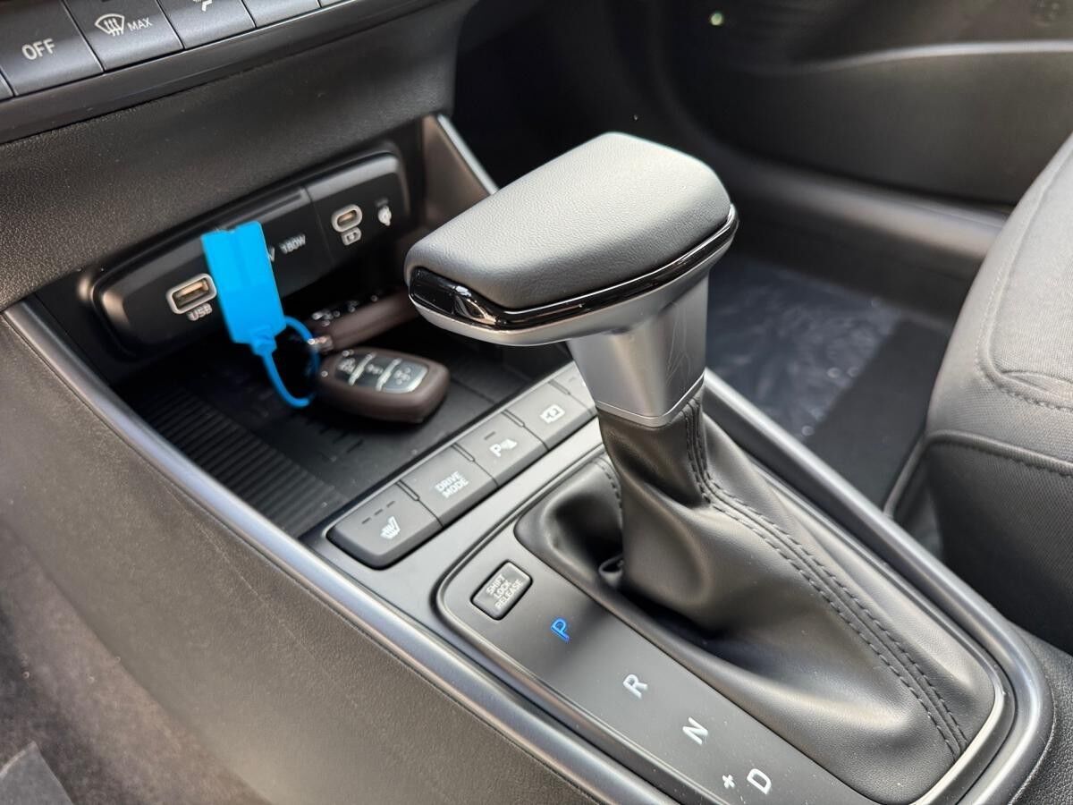 Hyundai BAYON FL 1.0 T-GDI (100 PS) 7-DCT Prime, Navi, LED