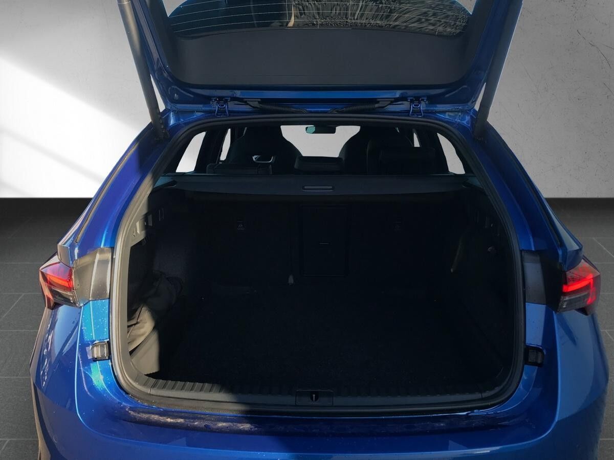 Skoda Octavia Combi IV 1.5 TSI mHEV DSG Sportline Vorführwagen Skoda Octavia Combi IV 1.5 TSI mHEV DSG Sportline Vorführwagen