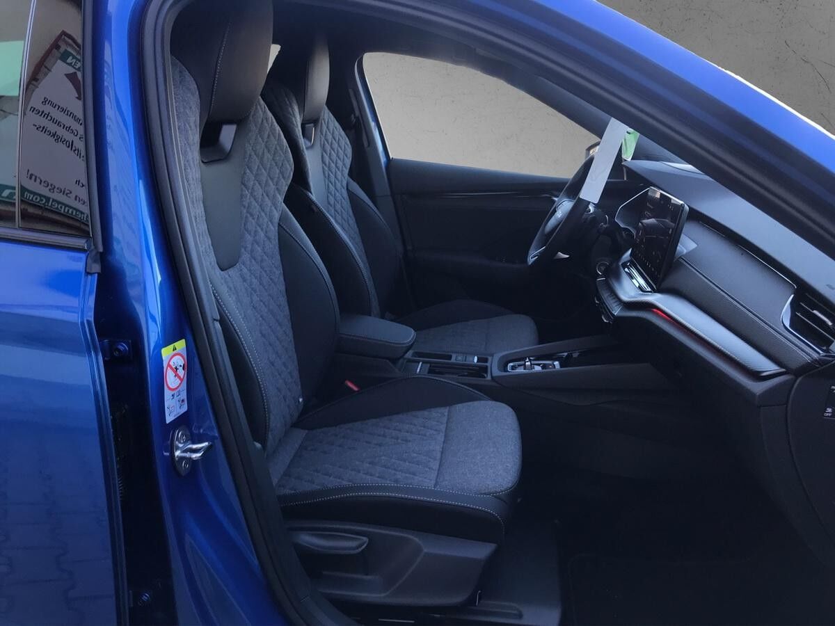 Skoda Octavia Combi IV 1.5 TSI mHEV DSG Sportline Vorführwagen Skoda Octavia Combi IV 1.5 TSI mHEV DSG Sportline Vorführwagen