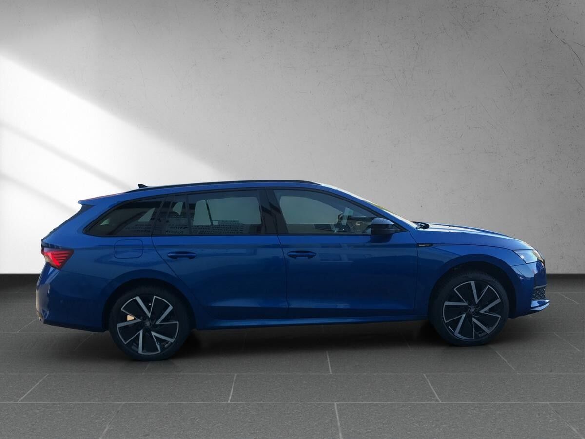 Skoda Octavia Combi IV 1.5 TSI mHEV DSG Sportline Vorführwagen Skoda Octavia Combi IV 1.5 TSI mHEV DSG Sportline Vorführwagen