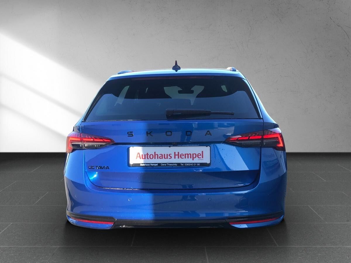 Skoda Octavia Combi IV 1.5 TSI mHEV DSG Sportline Vorführwagen Skoda Octavia Combi IV 1.5 TSI mHEV DSG Sportline Vorführwagen