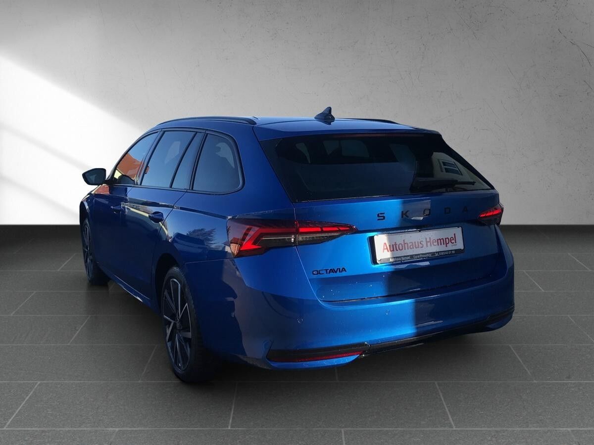Skoda Octavia Combi IV 1.5 TSI mHEV DSG Sportline Vorführwagen Skoda Octavia Combi IV 1.5 TSI mHEV DSG Sportline Vorführwagen