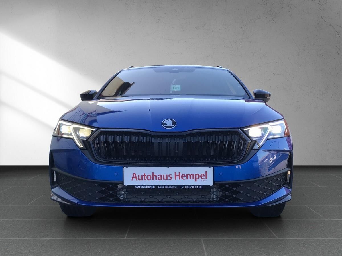 Skoda Octavia Combi IV 1.5 TSI mHEV DSG Sportline Vorführwagen Skoda Octavia Combi IV 1.5 TSI mHEV DSG Sportline Vorführwagen