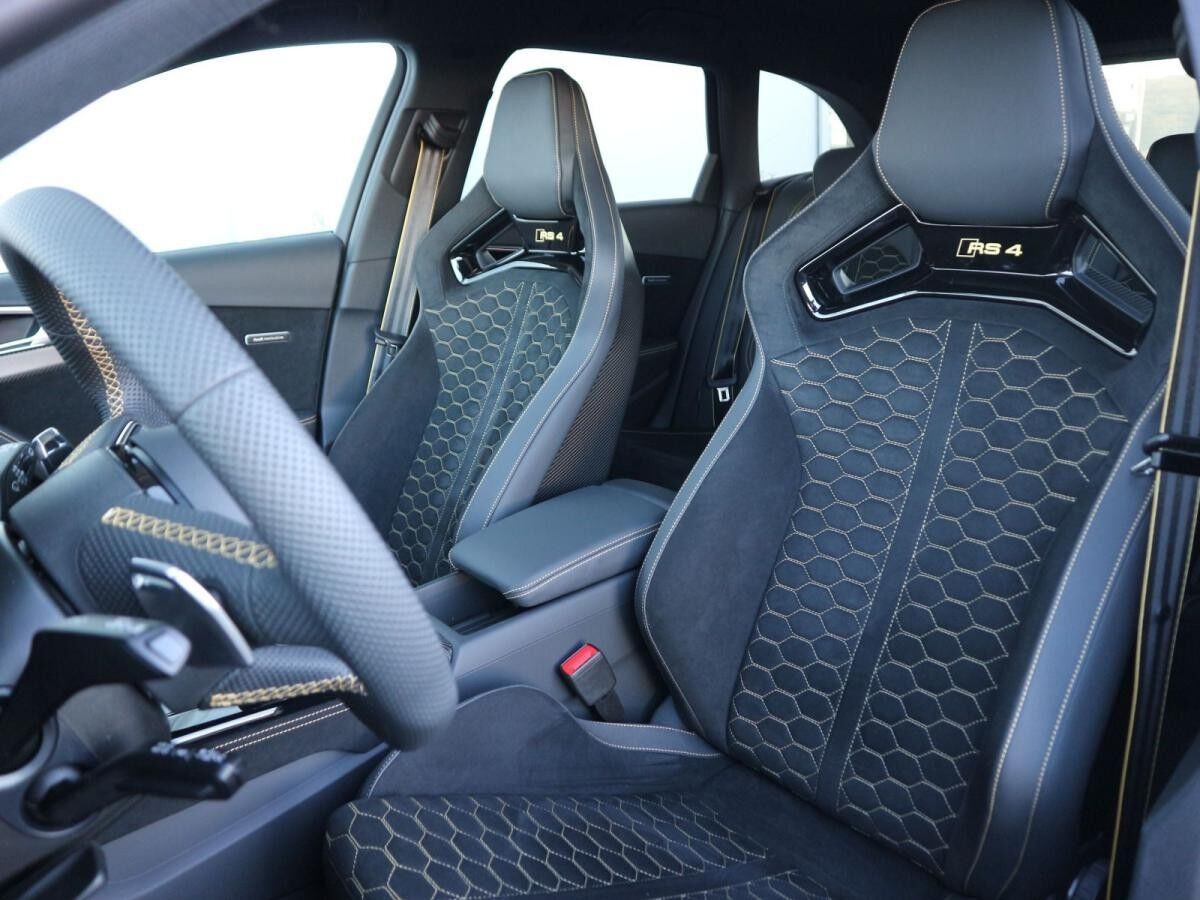 Audi RS4 RS 4 Avant 🛑edition 25 years🛑*HuD*B&O*MATRIX*