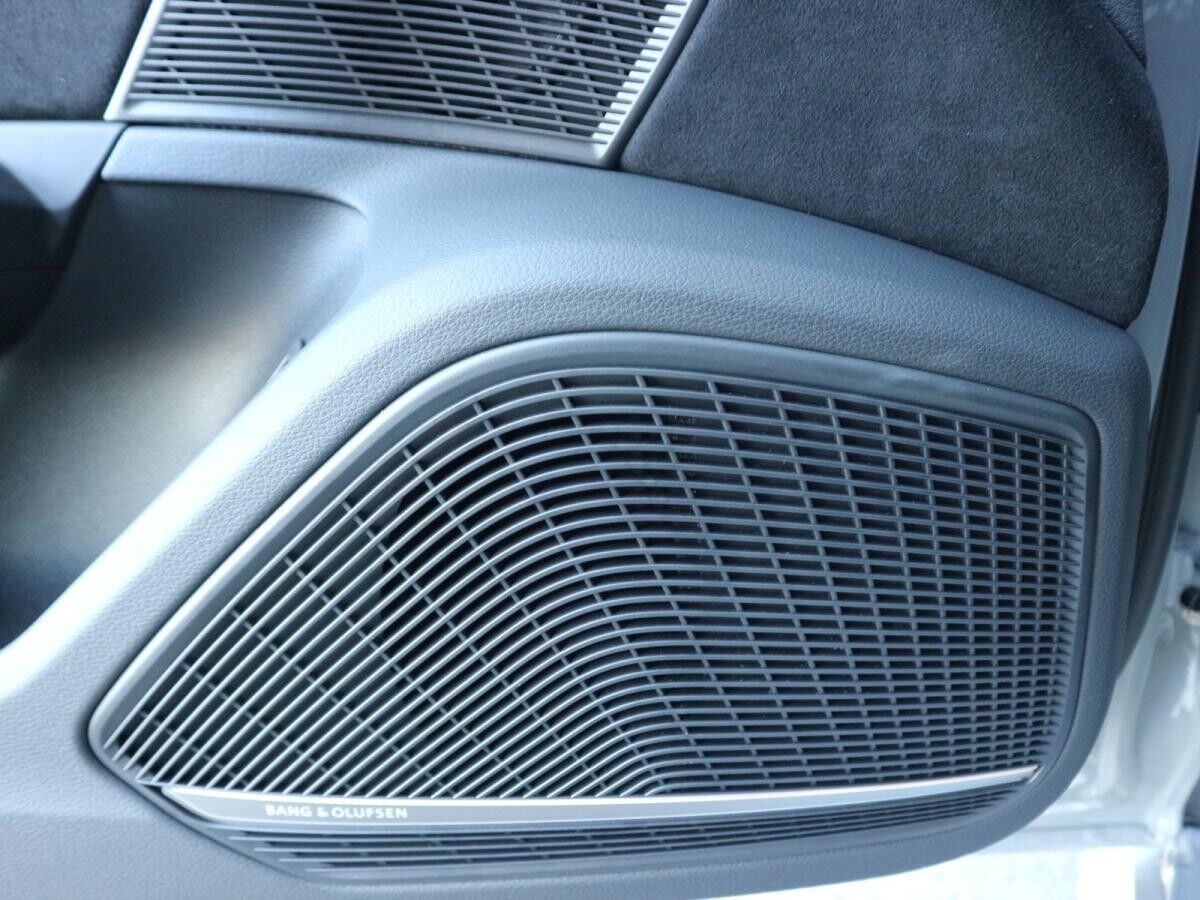 Audi RS4 RS 4 Avant 🛑edition 25 years🛑*HuD*B&O*MATRIX*