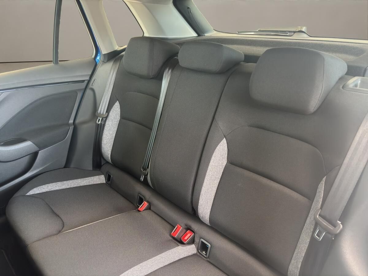 Skoda Kamiq Essence SOFORT VERFÜGBAR SHZ LED W-Paket PDC SpurH