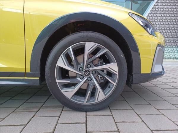 Audi A3 allstreet (8YJ)