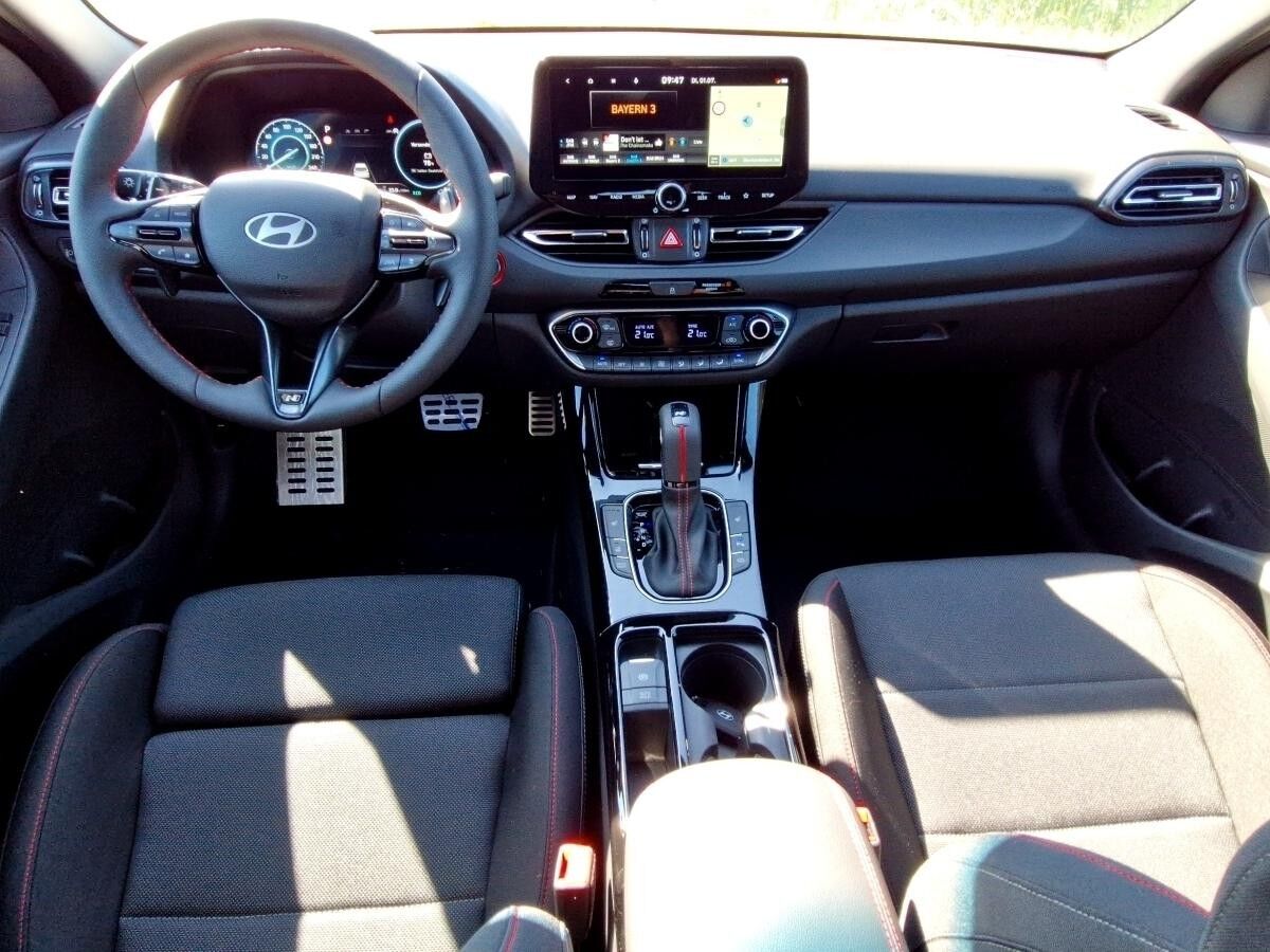 Hyundai i30 1.5 T-GDI 48V N Line NAVI|KAMERA|PDC|SHZ