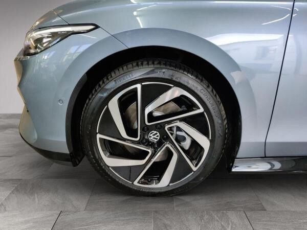 Volkswagen ID.7 Tourer Pro h/AHK/Matrix/Wärmepu/02.30Garantie