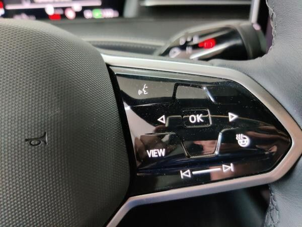 Volkswagen ID.7 Tourer Pro h/AHK/Matrix/Wärmepu/02.30Garantie