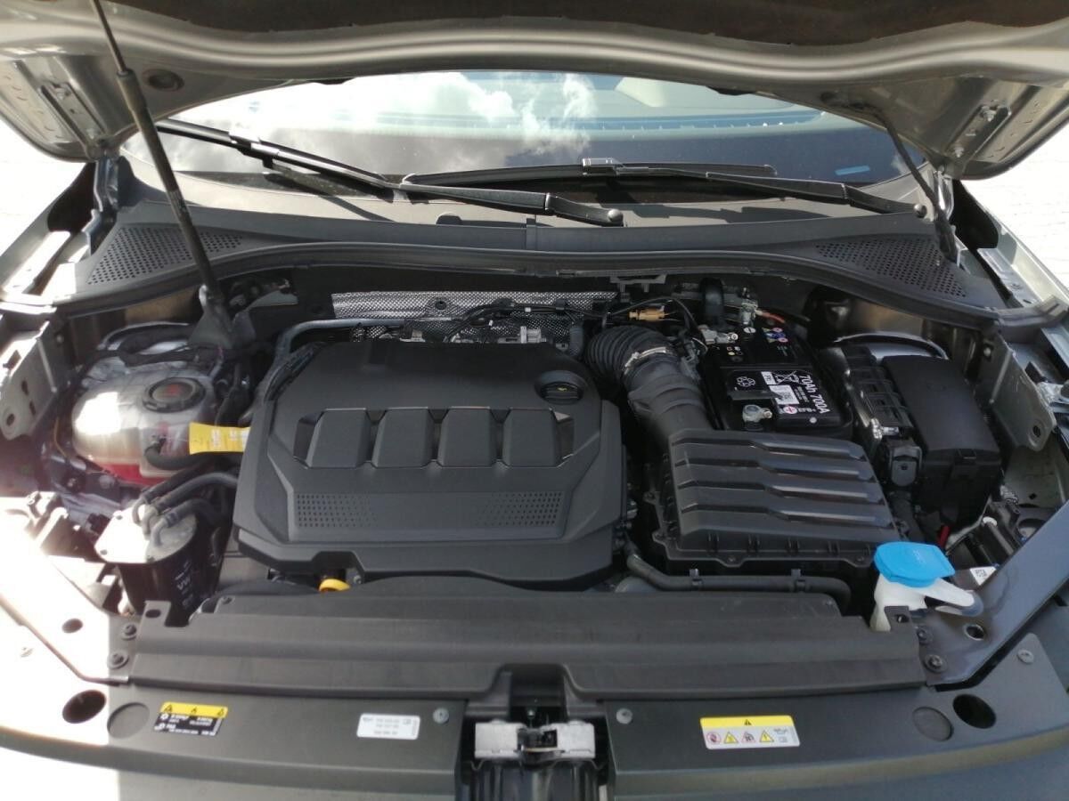 Volkswagen Tiguan Allspace Move 2.0 TDI 4M DSG ACC AHK 7Sit