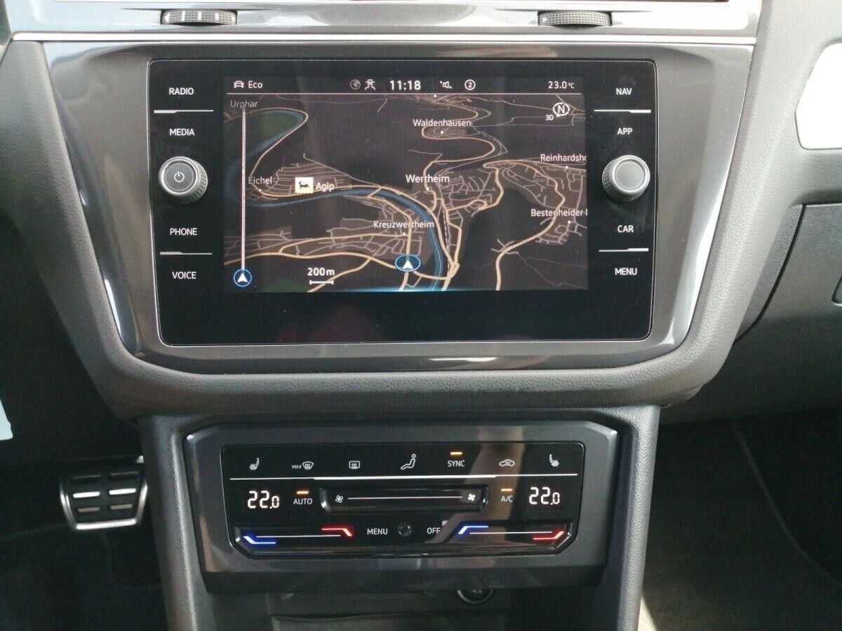 Volkswagen Tiguan Allspace Move 2.0 TDI 4M DSG ACC AHK 7Sit