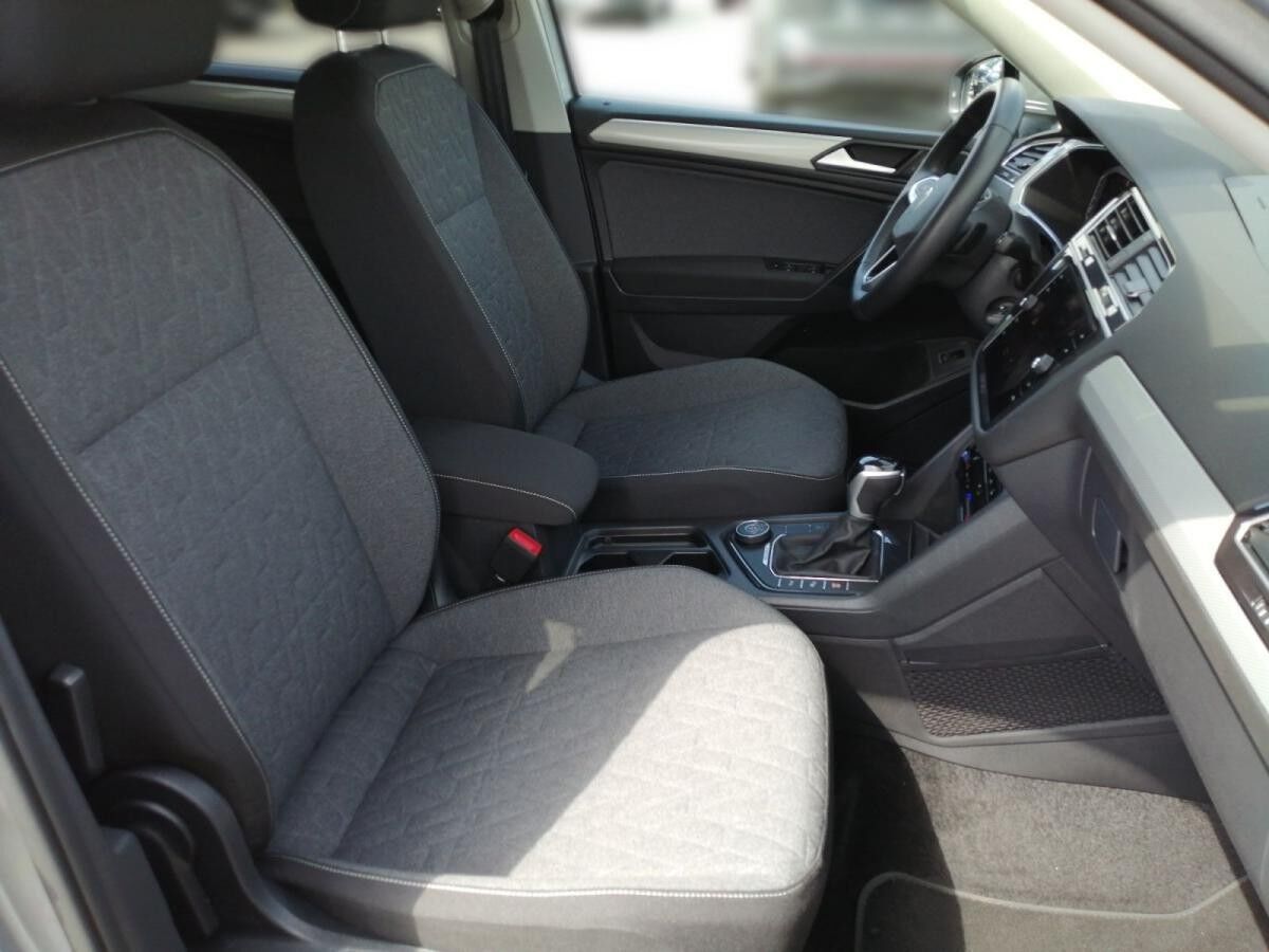 Volkswagen Tiguan Allspace Move 2.0 TDI 4M DSG ACC AHK 7Sit