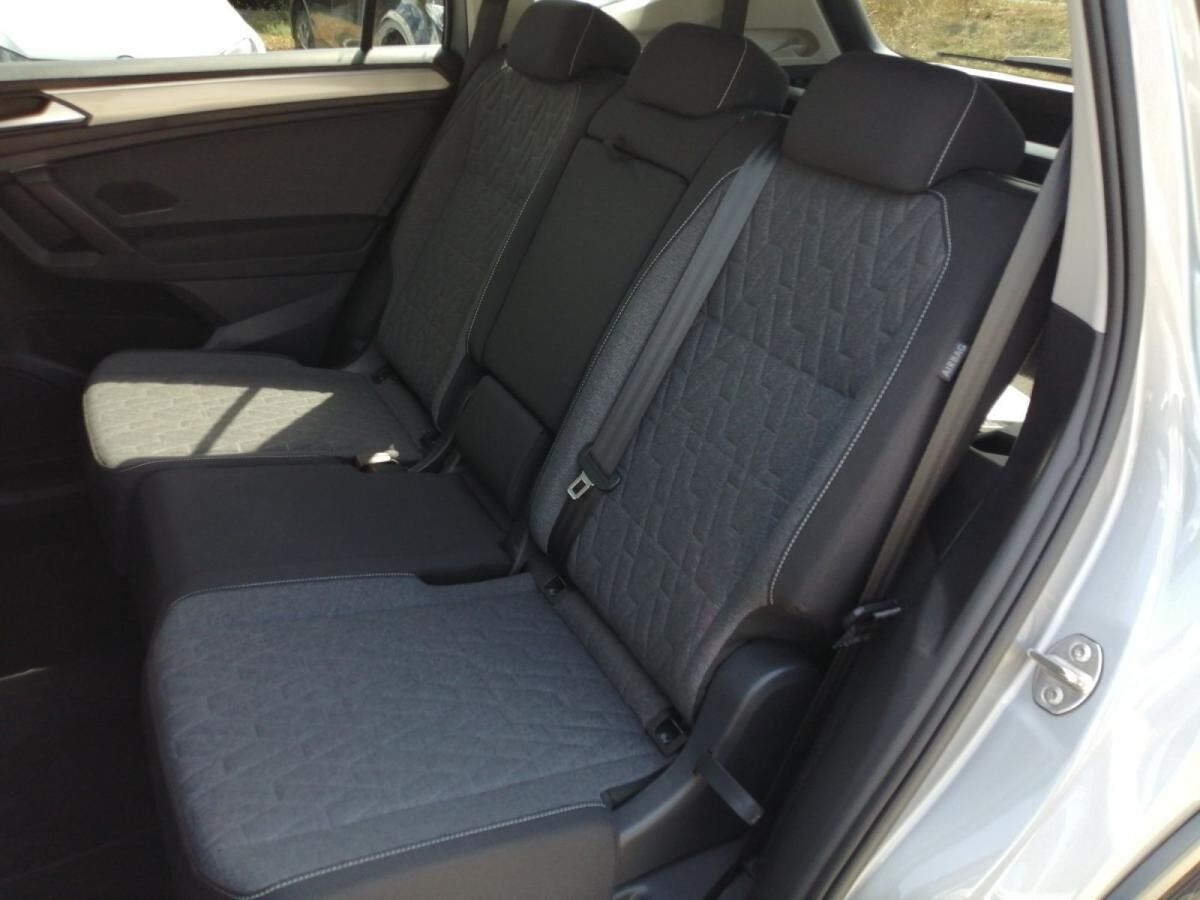 Volkswagen Tiguan Allspace Move 2.0 TDI 4M DSG ACC AHK 7Sit