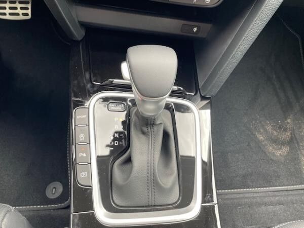 Kia Ceed 1.5 T-GDI DCT Platinum  Panoramaglasdach