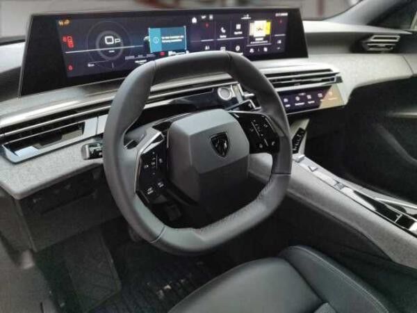 Peugeot 3008 Allure +Allwetter+Navi+360°Kamera